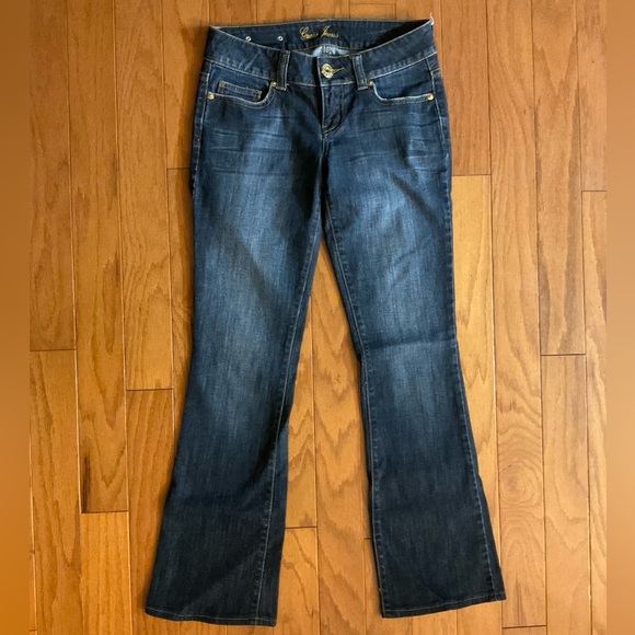 Guess Jeans Gorgeous Gold Threaded & Sequined Embroidered Zipper 🪰 Jeans! - Picture 2 of 10